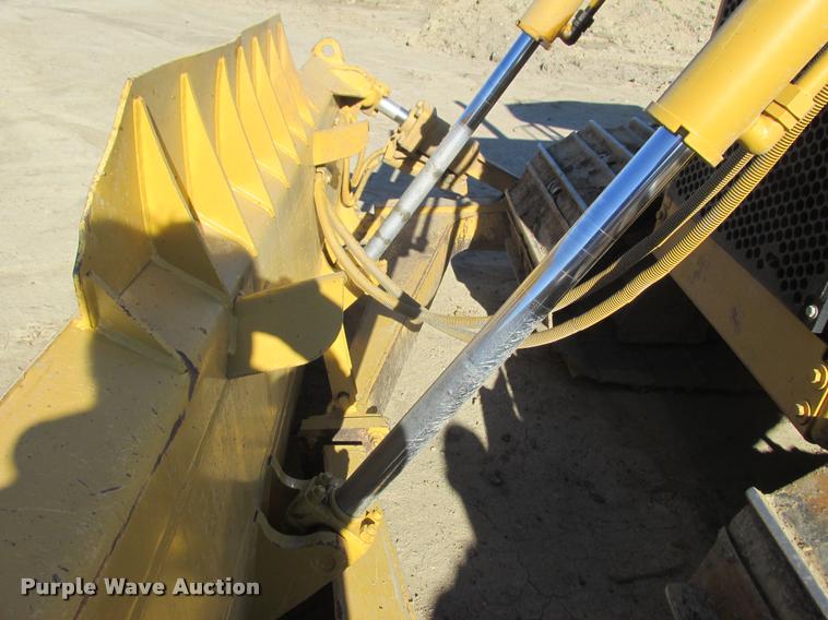image for item K6222 1995 Caterpillar D6H LGP dozer