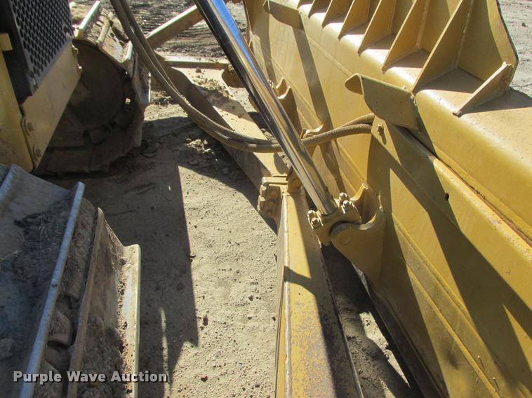 image for item K6222 1995 Caterpillar D6H LGP dozer