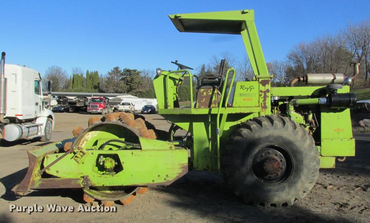 image for item K6223 1978 Raygo Rascal 420C single drum vibratory roller