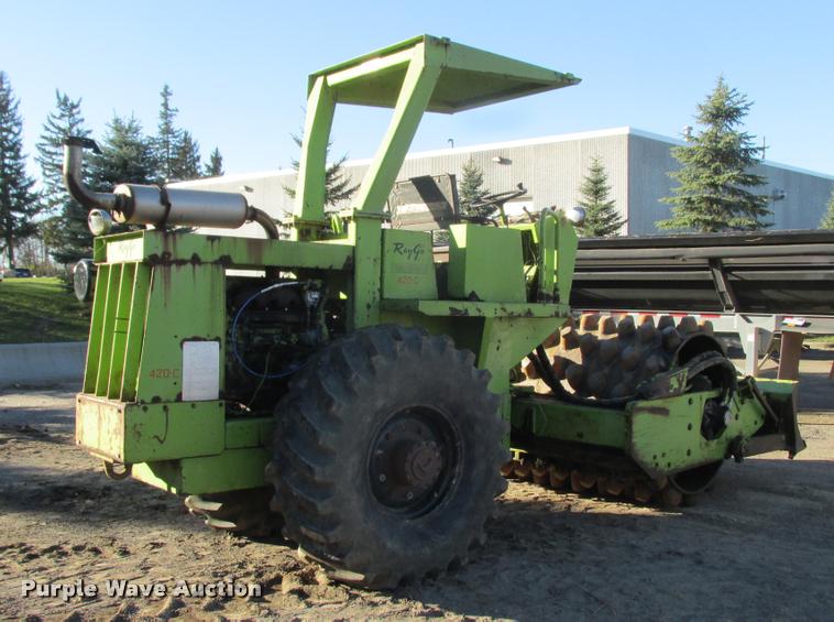 image for item K6223 1978 Raygo Rascal 420C single drum vibratory roller