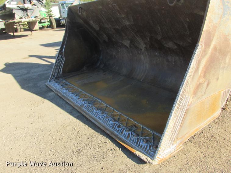 image for item K6224 1998 Volvo L180C wheel loader