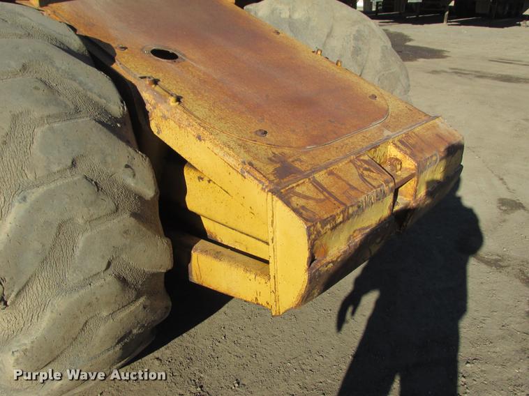 image for item K6225 1979 Caterpillar 613B elevating scraper