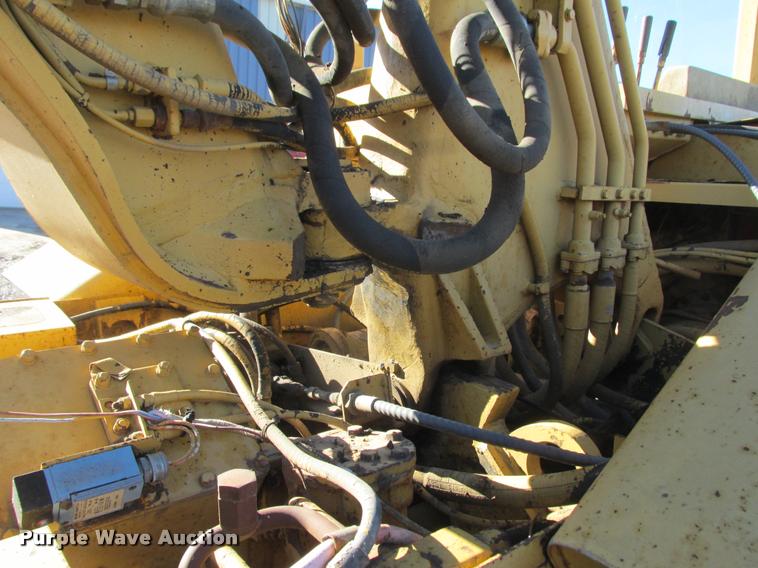 image for item K6225 1979 Caterpillar 613B elevating scraper