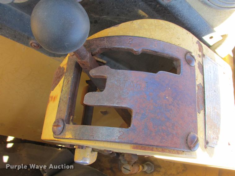 image for item K6225 1979 Caterpillar 613B elevating scraper