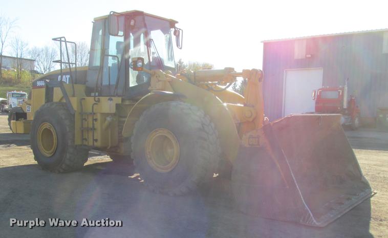 image for item K6226 1999 Caterpillar 966G wheel loader