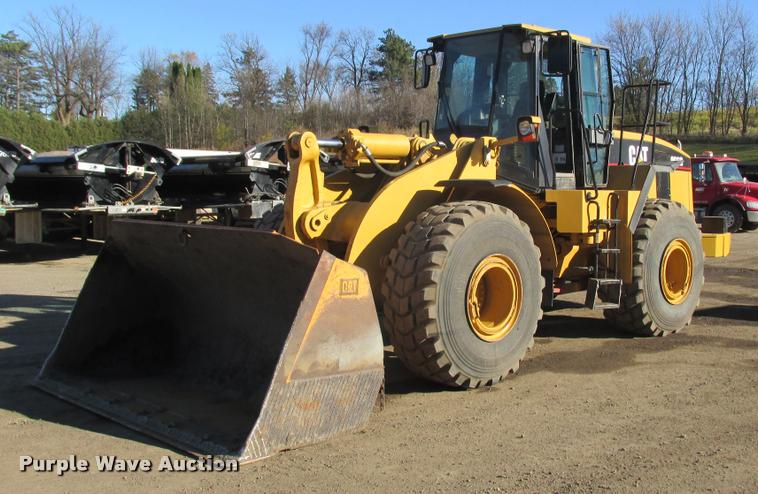 image for item K6226 1999 Caterpillar 966G wheel loader