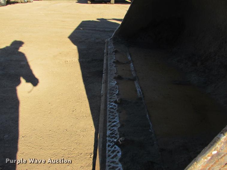 image for item K6226 1999 Caterpillar 966G wheel loader