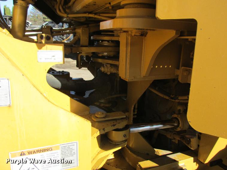image for item K6226 1999 Caterpillar 966G wheel loader