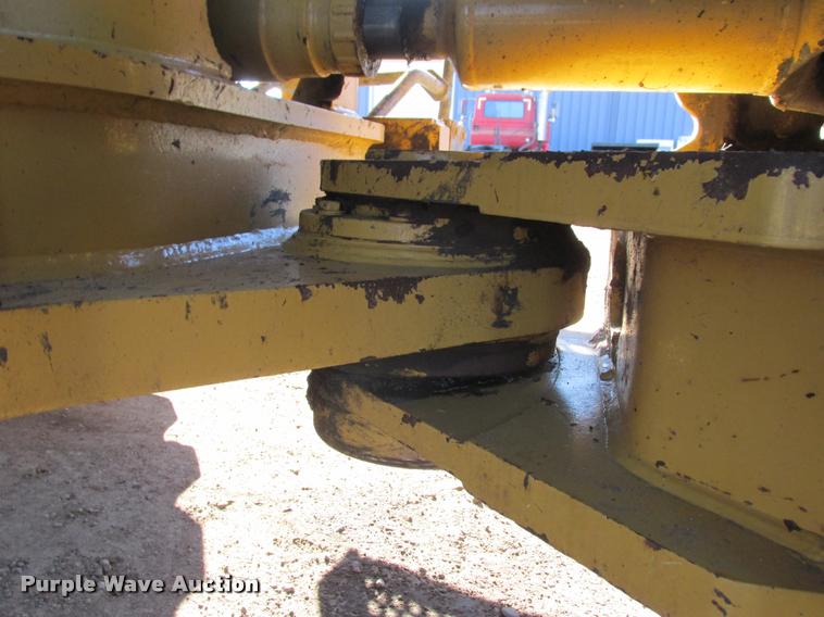 image for item K6226 1999 Caterpillar 966G wheel loader