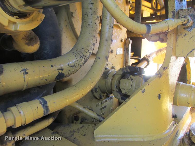 image for item K6226 1999 Caterpillar 966G wheel loader