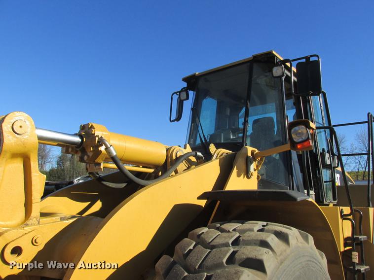 image for item K6226 1999 Caterpillar 966G wheel loader