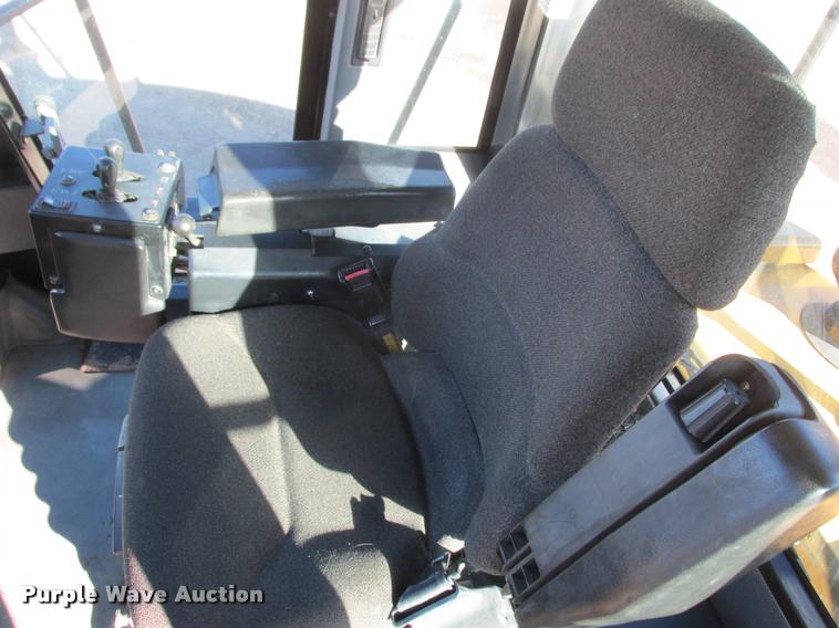 image for item K6226 1999 Caterpillar 966G wheel loader