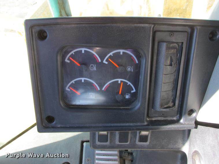 image for item K6226 1999 Caterpillar 966G wheel loader