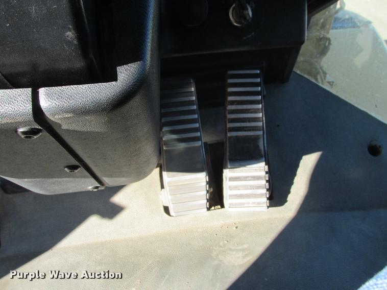 image for item K6226 1999 Caterpillar 966G wheel loader