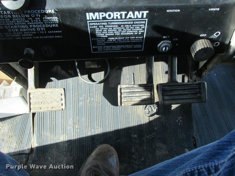 image for item K6228 Case 1370 tractor