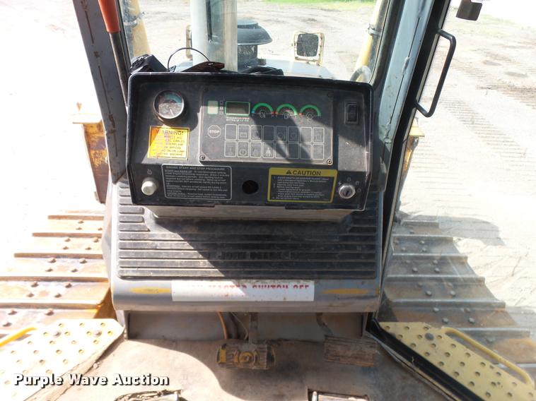 image for item K7006 2000 John Deere 850C LT Series II dozer