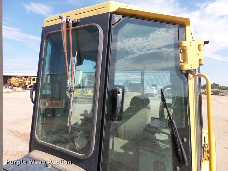 image for item K7006 2000 John Deere 850C LT Series II dozer