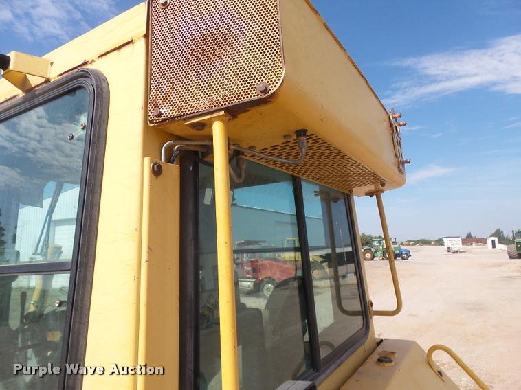 image for item K7006 2000 John Deere 850C LT Series II dozer