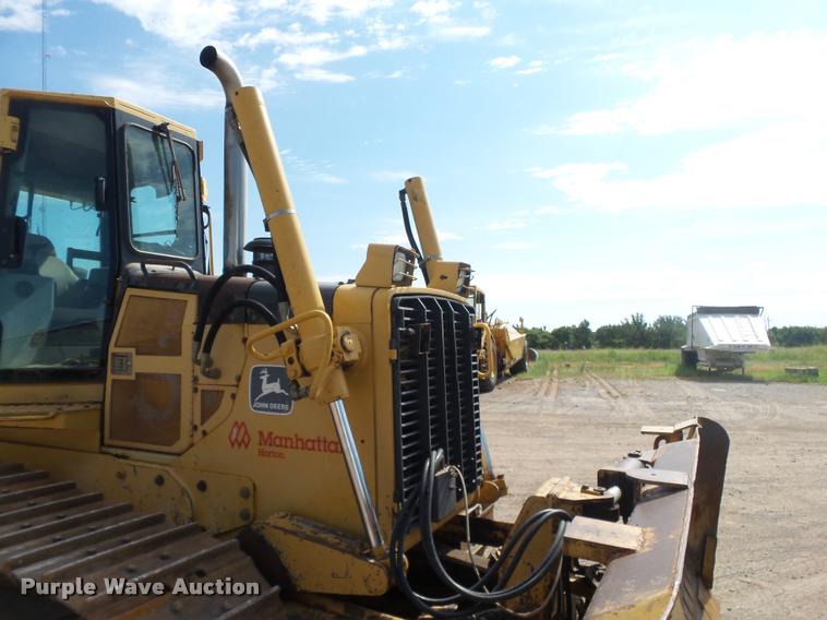 image for item K7006 2000 John Deere 850C LT Series II dozer