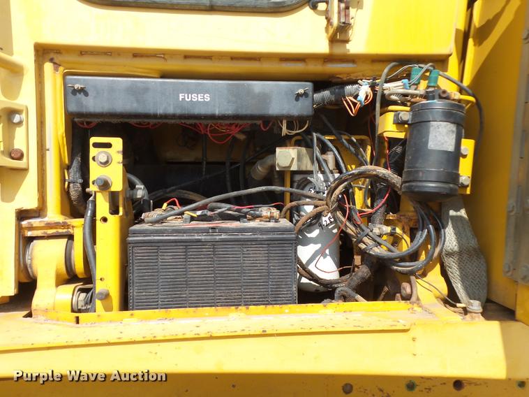 image for item K7006 2000 John Deere 850C LT Series II dozer