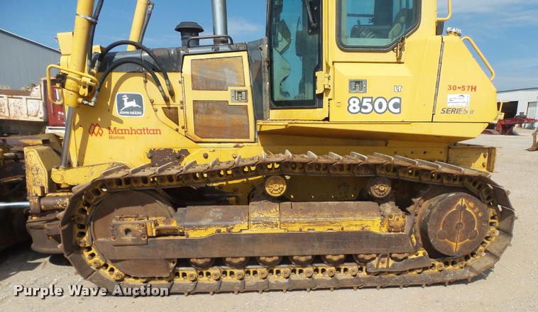 image for item K7006 2000 John Deere 850C LT Series II dozer