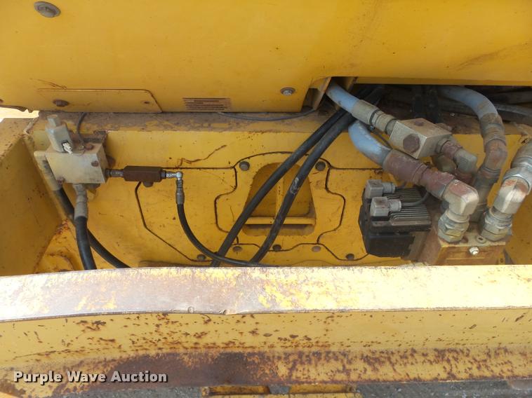 image for item K7006 2000 John Deere 850C LT Series II dozer