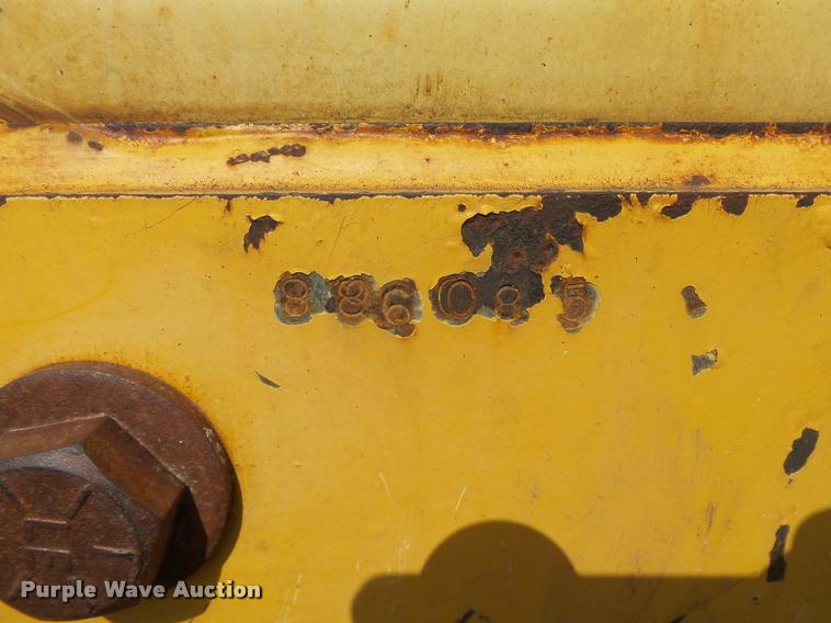 image for item K7006 2000 John Deere 850C LT Series II dozer