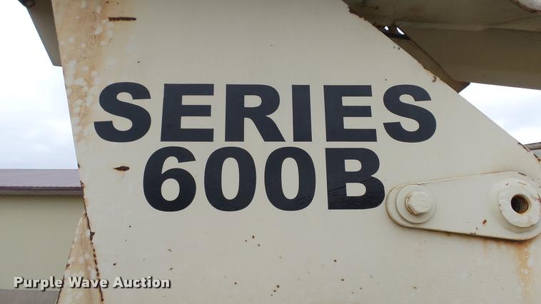 image for item K8102 1989 Mack RW713 crane truck