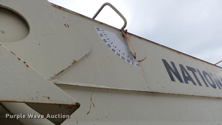 image for item K8102 1989 Mack RW713 crane truck