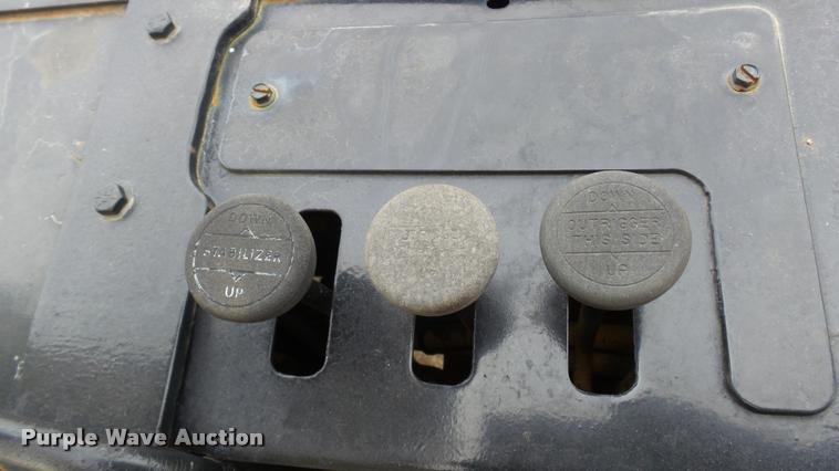 image for item K8102 1989 Mack RW713 crane truck