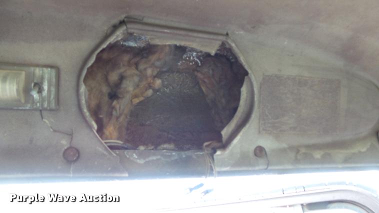 image for item K8103 1972 Kenworth T923 semi truck