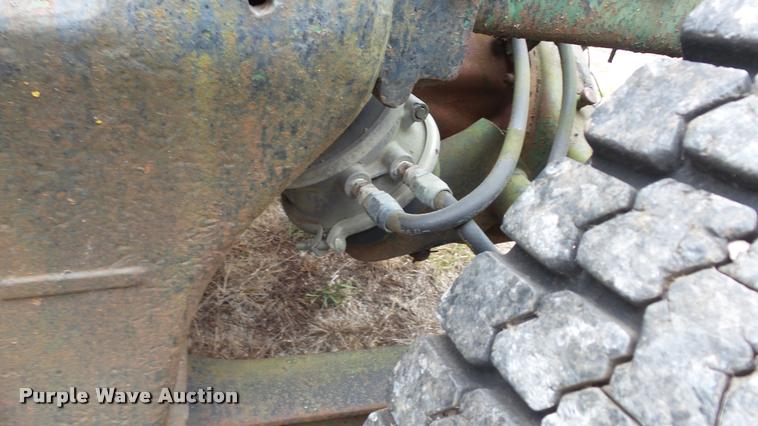 image for item K8103 1972 Kenworth T923 semi truck