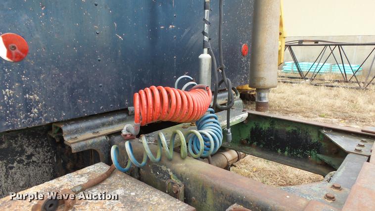 image for item K8103 1972 Kenworth T923 semi truck