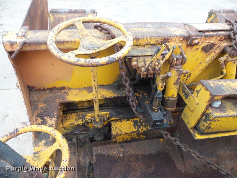 image for item L3555 Drag box paver