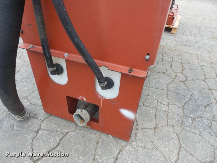 image for item L3556 2006 Ditch Witch FM13 mixer and pump