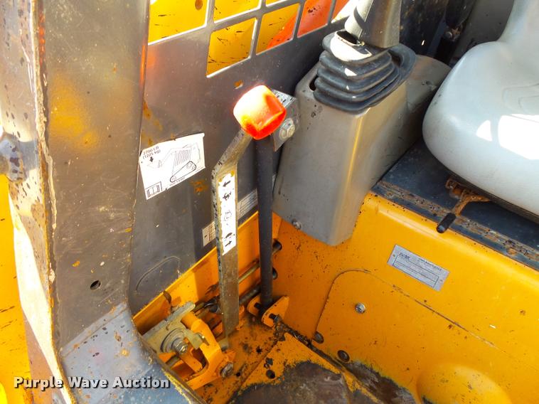 image for item L3568 2006 Case 450CT skid steer