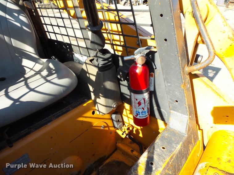 image for item L3568 2006 Case 450CT skid steer