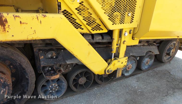 image for item L3574 2001 Caterpillar AP-1055B paver