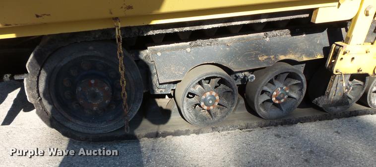 image for item L3574 2001 Caterpillar AP-1055B paver