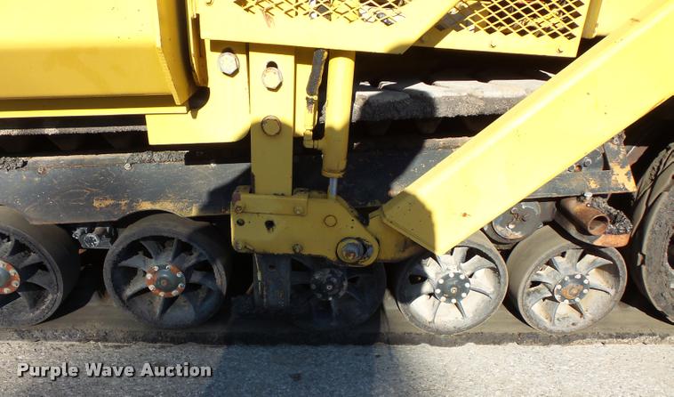 image for item L3574 2001 Caterpillar AP-1055B paver