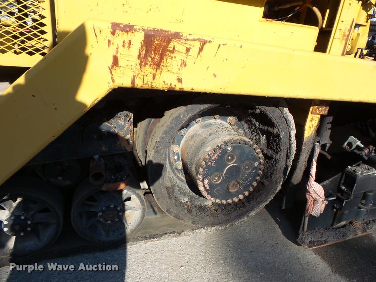 image for item L3574 2001 Caterpillar AP-1055B paver