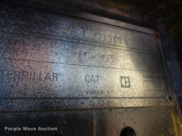 image for item L3574 2001 Caterpillar AP-1055B paver