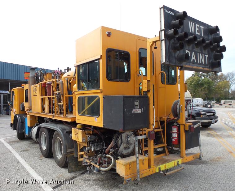 image for item L3579 2003 Sterling Condor paint striper truck