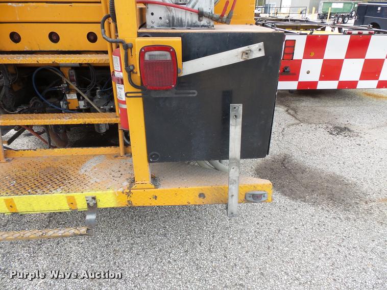 image for item L3579 2003 Sterling Condor paint striper truck