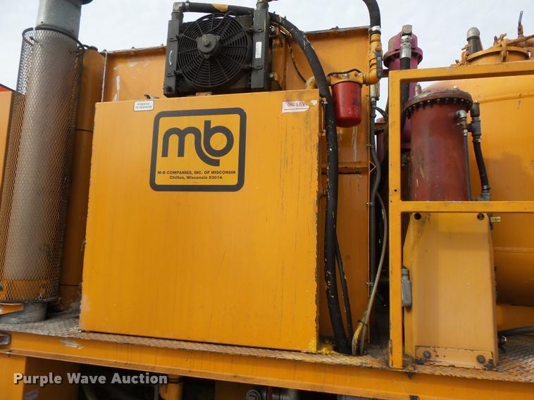 image for item L3579 2003 Sterling Condor paint striper truck