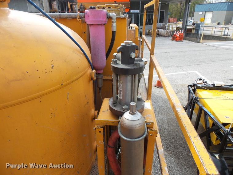 image for item L3579 2003 Sterling Condor paint striper truck