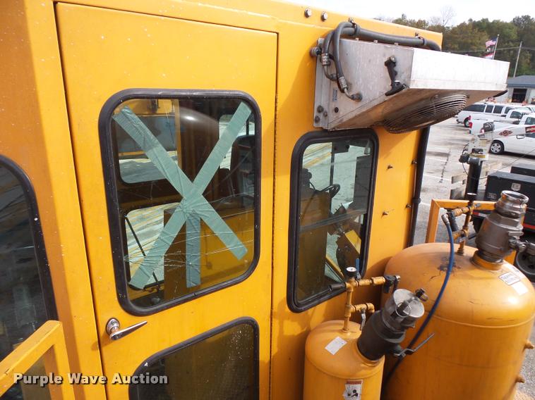 image for item L3579 2003 Sterling Condor paint striper truck