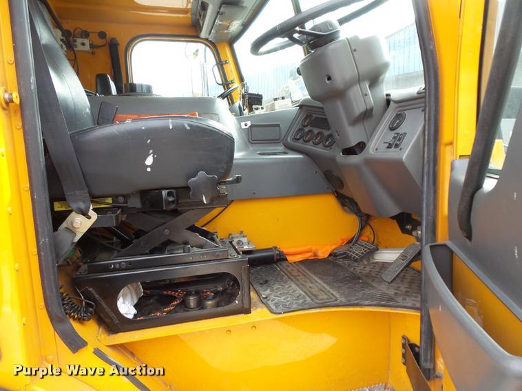 image for item L3579 2003 Sterling Condor paint striper truck