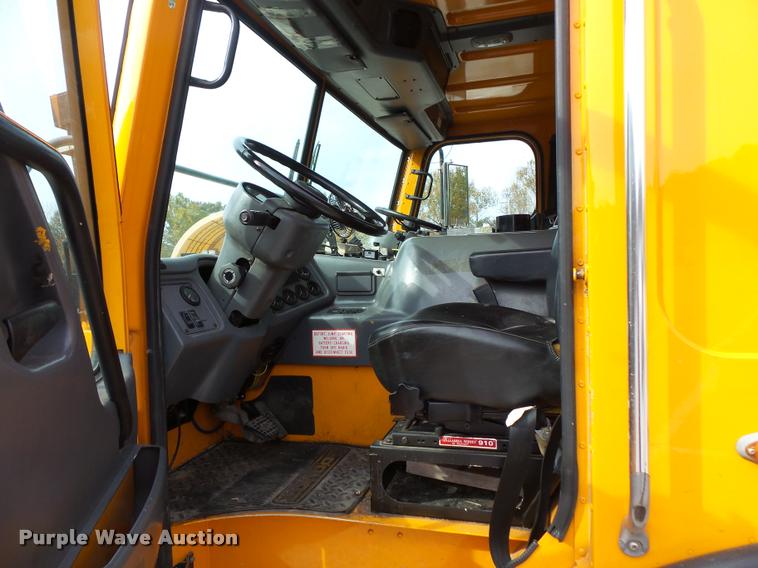 image for item L3579 2003 Sterling Condor paint striper truck