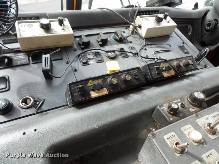 image for item L3579 2003 Sterling Condor paint striper truck